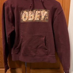 Obey women’s maroon hoodie